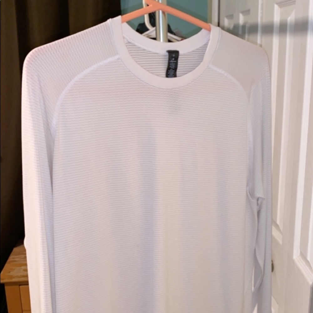 Metal Vent tech medium long sleeve white